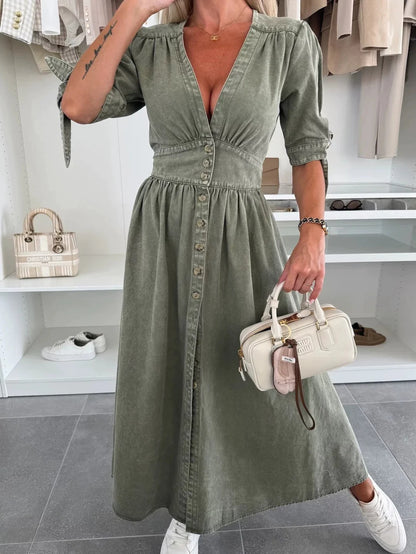Robe DENIM | Longue Col V & Boutonnage Fendue