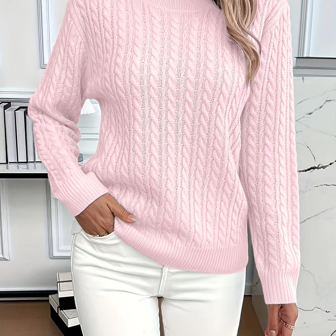 LIVIA™ | Pull torsadé col rond
