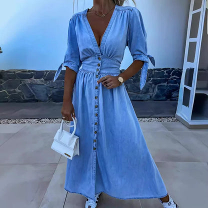 Robe DENIM | Longue Col V & Boutonnage Fendue