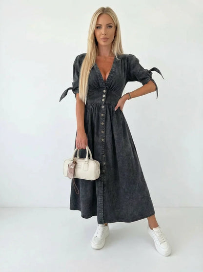 Robe DENIM | Longue Col V & Boutonnage Fendue