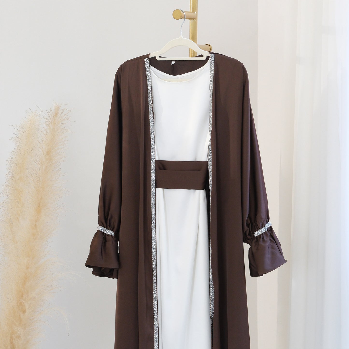 ÉLODIE™ | Robe unie à manches ballon et perles