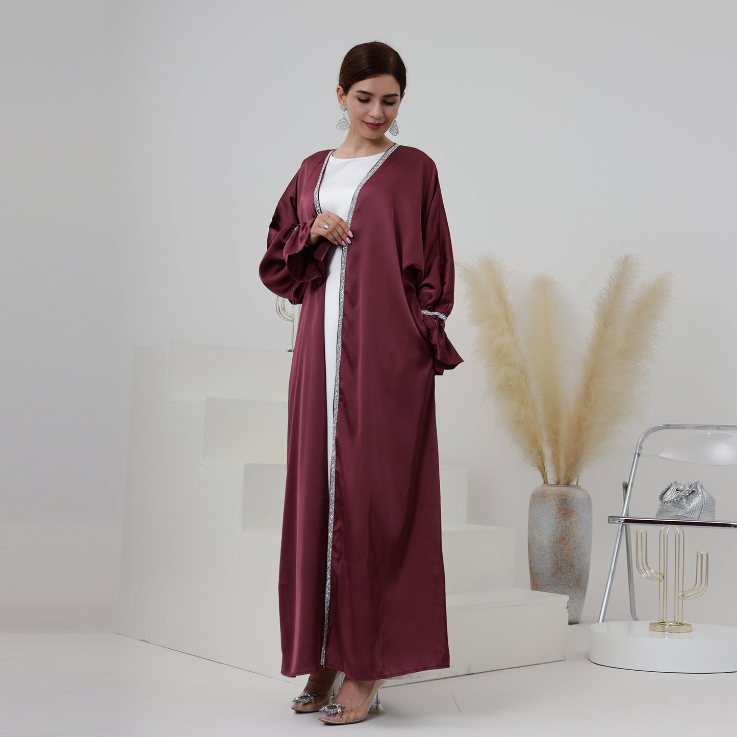 ÉLODIE™ | Robe unie à manches ballon et perles