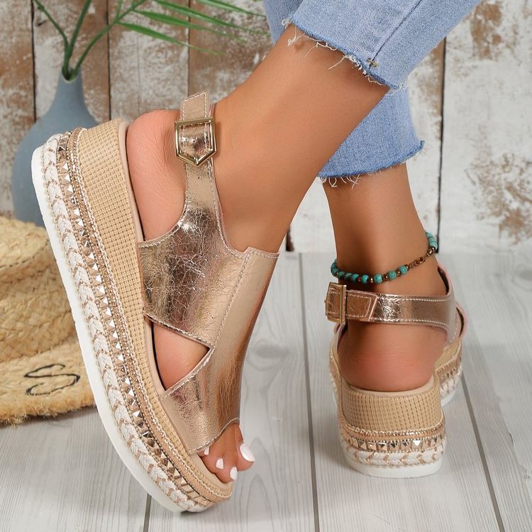 JULIETTE™ | Sandales brillantes à boucle et semelle compensée
